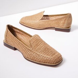 VINCE CAMUTO Dalanda Slip-On Loafers Square Toe Gold Block Heel | Size 10